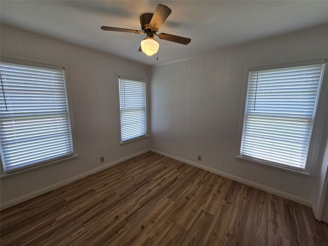 308 Inez Street, Roanoke, TX 76262