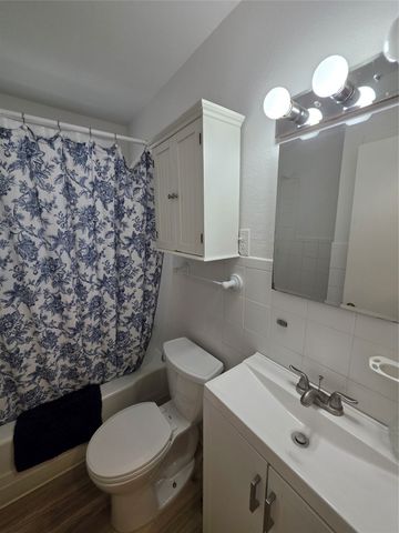 308 Inez Street, Roanoke, TX 76262