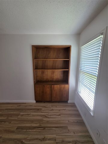 308 Inez Street, Roanoke, TX 76262