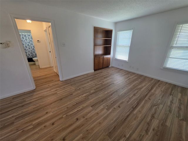 308 Inez Street, Roanoke, TX 76262