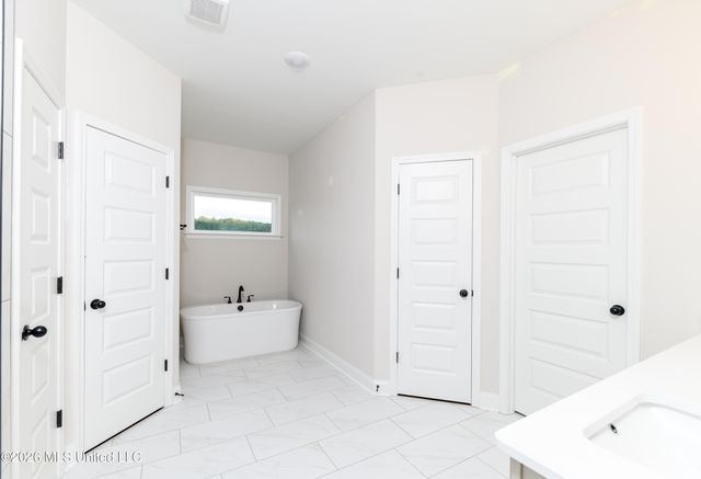 7608 John Elliott Lane, Hernando, MS 38632