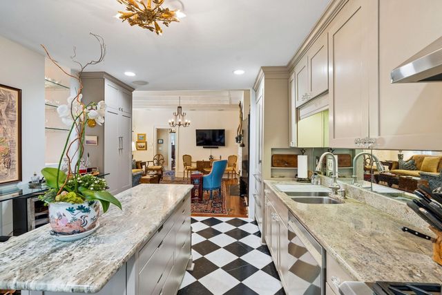 41 Chapel Street, Charleston, SC 29403