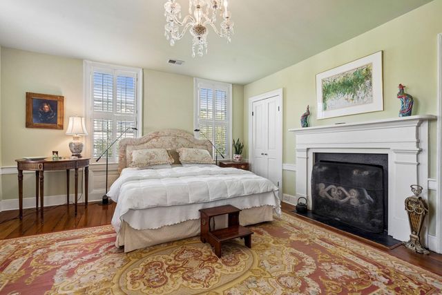 41 Chapel Street, Charleston, SC 29403