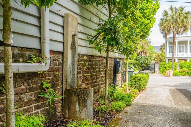 41 Chapel Street, Charleston, SC 29403