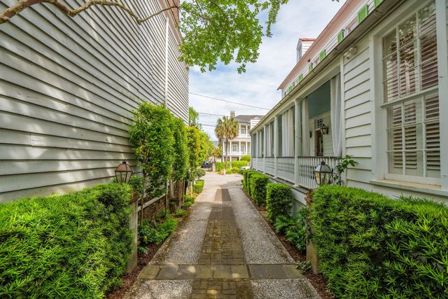 41 Chapel Street, Charleston, SC 29403