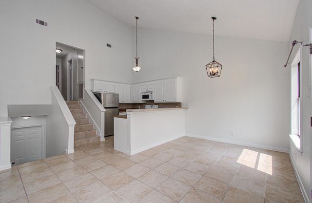 3700 83rd Street 9, Galveston, TX 77554