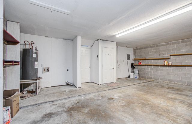 3700 83rd Street 9, Galveston, TX 77554