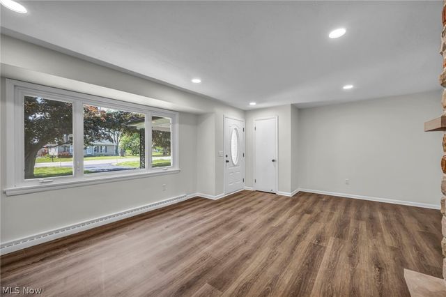 8455 W Ridge Road, Elyria, OH 44035