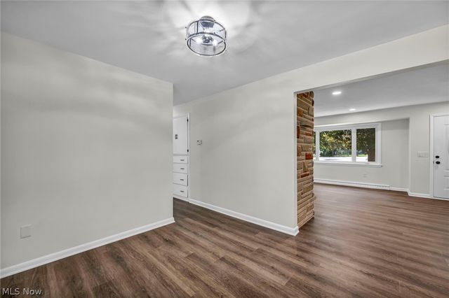 8455 W Ridge Road, Elyria, OH 44035