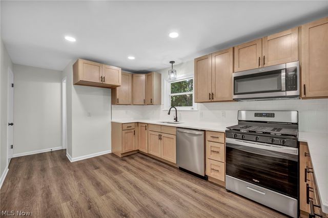 8455 W Ridge Road, Elyria, OH 44035