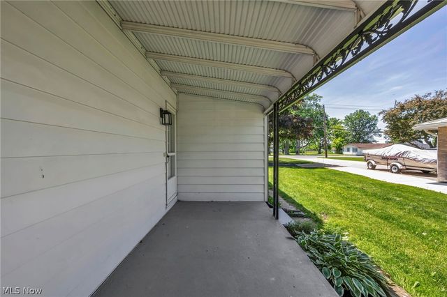 8455 W Ridge Road, Elyria, OH 44035