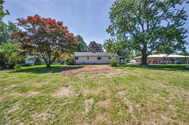 8455 W Ridge Road, Elyria, OH 44035