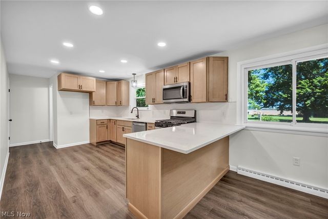 8455 W Ridge Road, Elyria, OH 44035