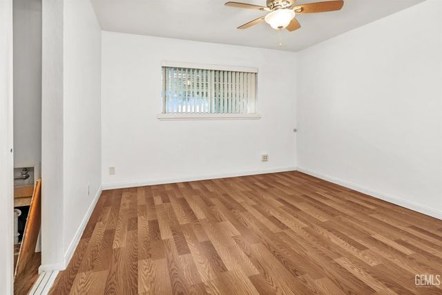 2907 Driller Avenue, Bakersfield, CA 93306