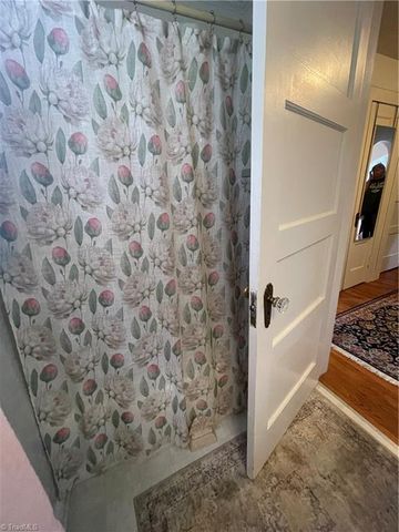 401 Westover Drive, Lexington, NC 27292