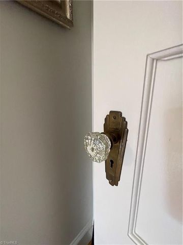 401 Westover Drive, Lexington, NC 27292