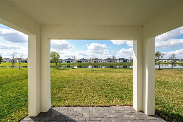 6338 NW Windwood Way, Port St Lucie, FL 34987