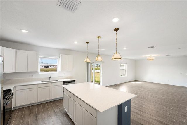6338 NW Windwood Way, Port St Lucie, FL 34987