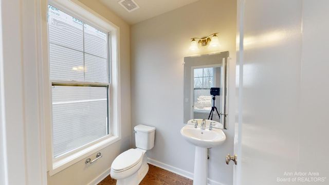 2907 Corston Road, Ann Arbor, MI 48105