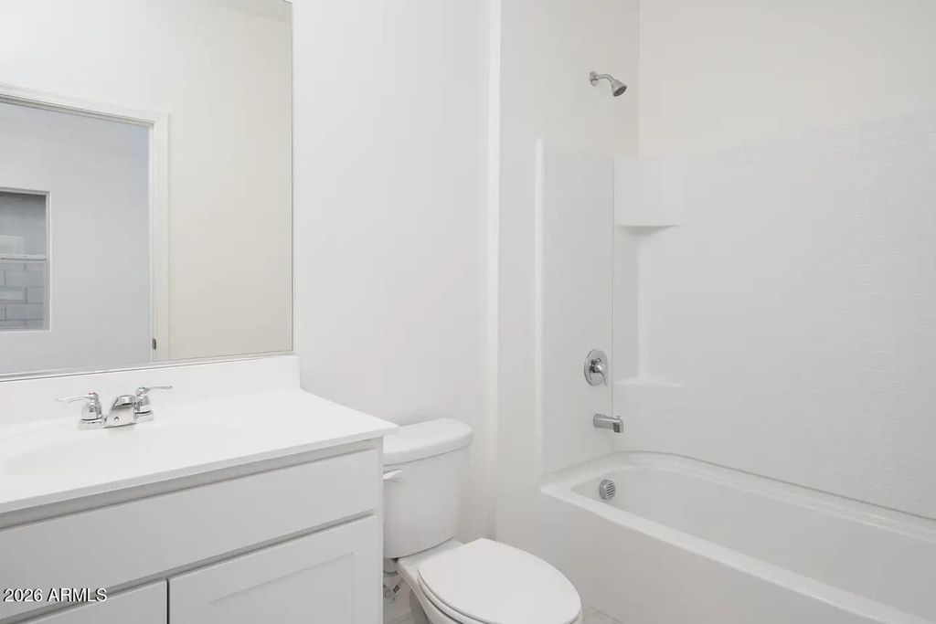 9625 W GABY Road, Tolleson, AZ 85353 — photo 3