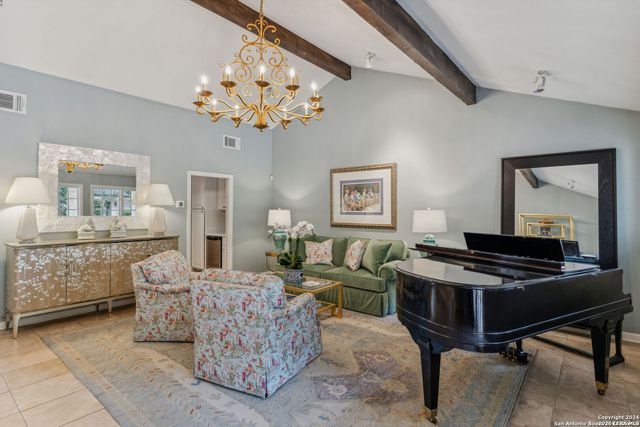 106 MORNINGSIDE DR, Terrell Hills, TX 78209