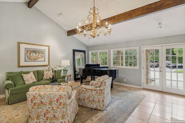 106 MORNINGSIDE DR, Terrell Hills, TX 78209