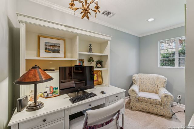 106 MORNINGSIDE DR, Terrell Hills, TX 78209