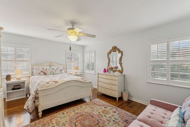 106 MORNINGSIDE DR, Terrell Hills, TX 78209