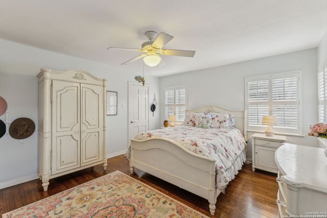 106 MORNINGSIDE DR, Terrell Hills, TX 78209