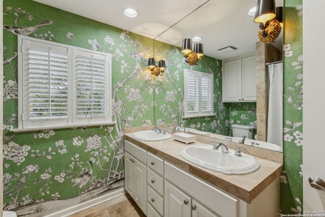 106 MORNINGSIDE DR, Terrell Hills, TX 78209