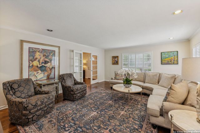 106 MORNINGSIDE DR, Terrell Hills, TX 78209