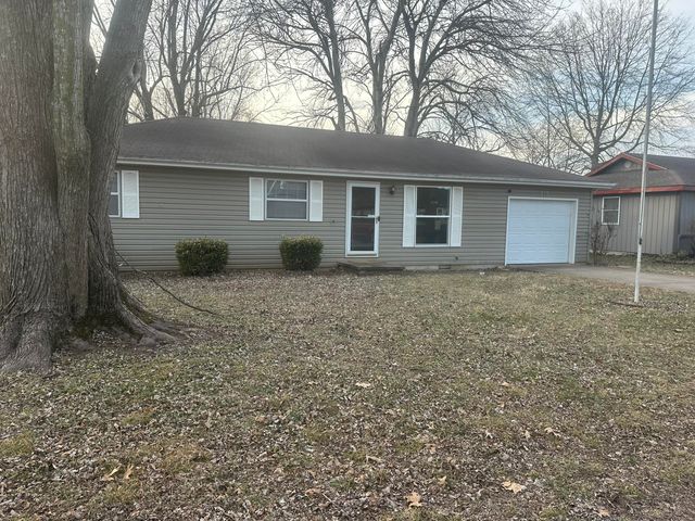 717 Hillcrest Avenue, Nixa, MO 65714