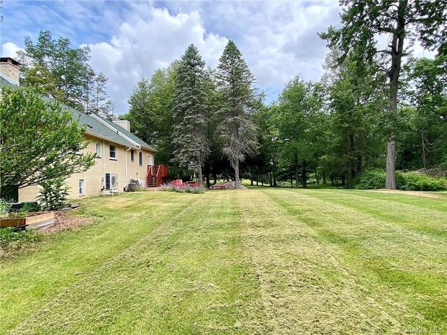 98 Ludlam Road, Monroe, NY 10950