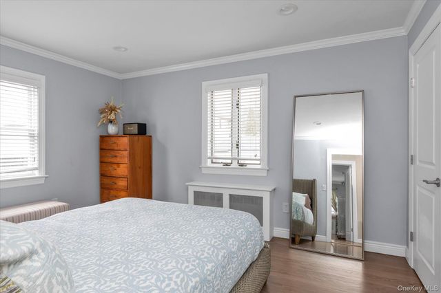 48 Ann Street, Glen Cove, NY 11542