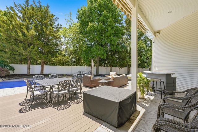 756 Opatut Court, Toms River, NJ 08753