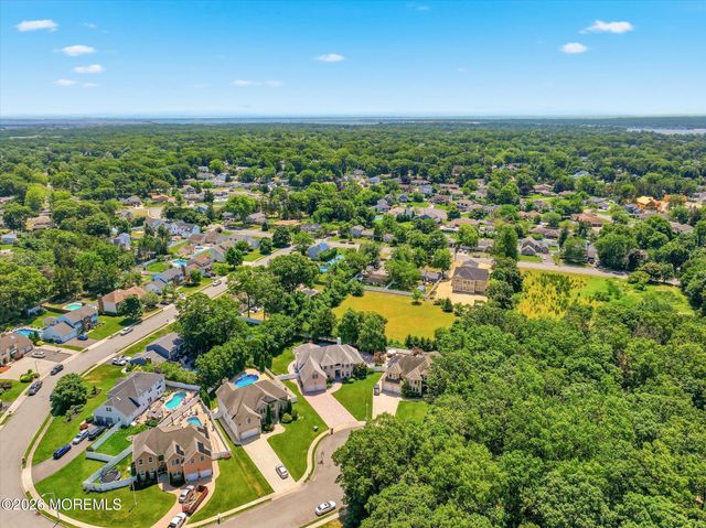 756 Opatut Court, Toms River, NJ 08753