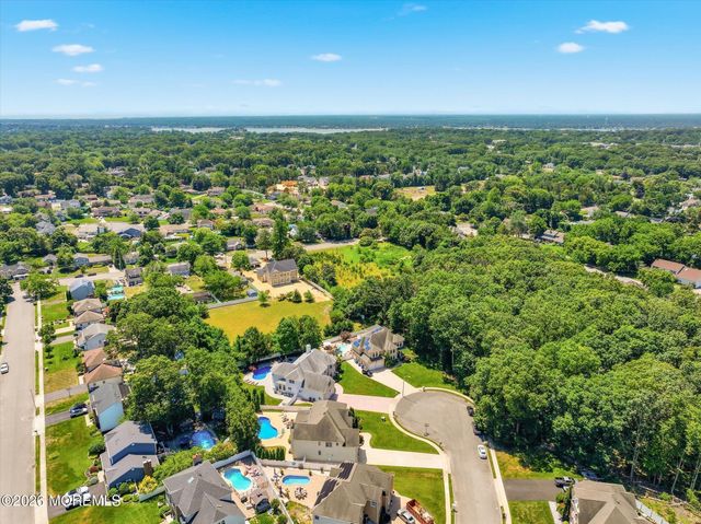 756 Opatut Court, Toms River, NJ 08753