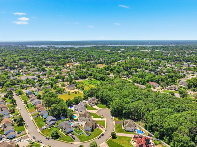 756 Opatut Court, Toms River, NJ 08753