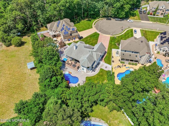 756 Opatut Court, Toms River, NJ 08753