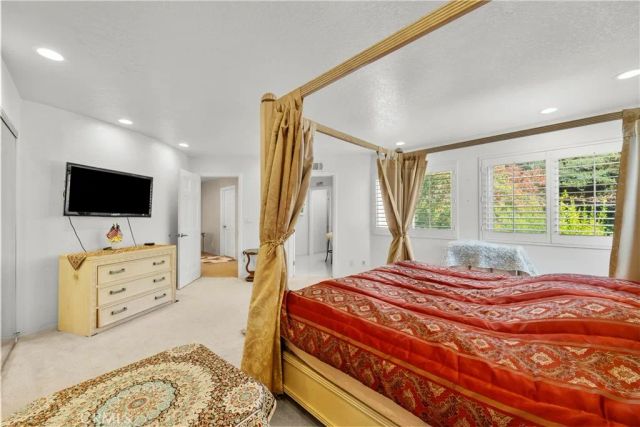 6056 Lake Lindero, Agoura Hills, CA 91301