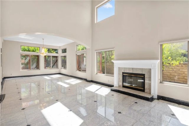 6056 Lake Lindero, Agoura Hills, CA 91301