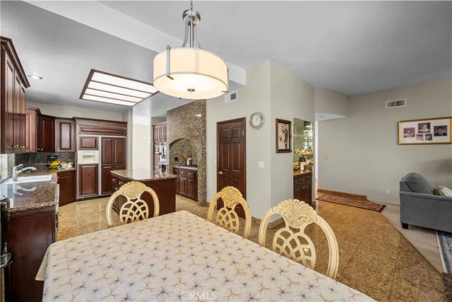 6056 Lake Lindero, Agoura Hills, CA 91301