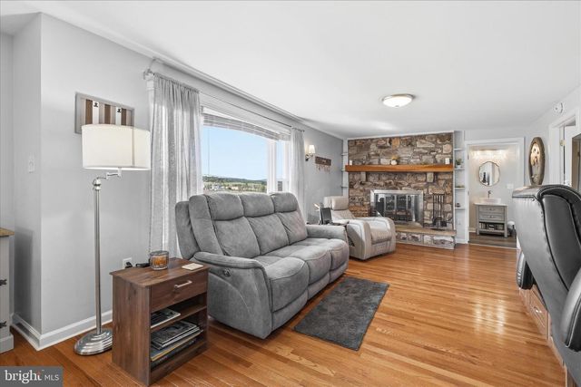 6349 BROWNS QUARRY RD, Sabillasville, MD 21780