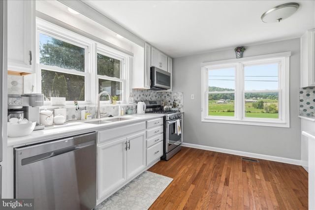 6349 BROWNS QUARRY RD, Sabillasville, MD 21780