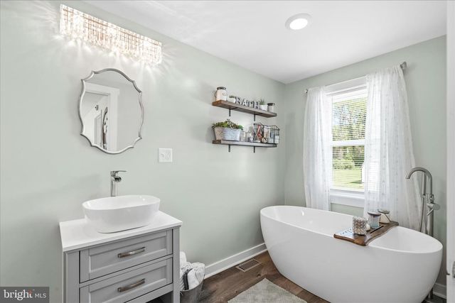 6349 BROWNS QUARRY RD, Sabillasville, MD 21780