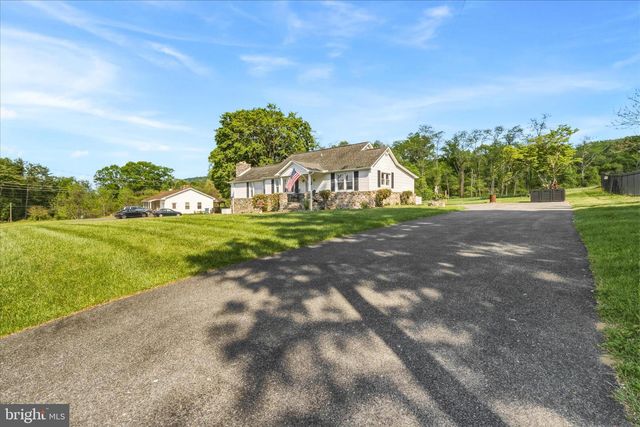 6349 BROWNS QUARRY RD, Sabillasville, MD 21780