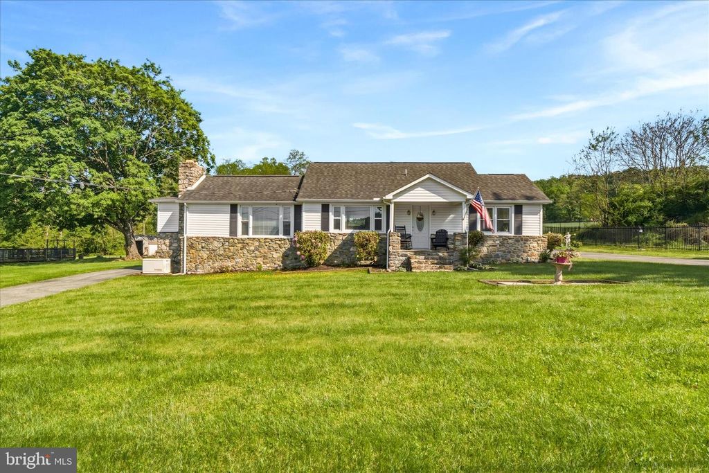 6349 BROWNS QUARRY RD, Sabillasville, MD 21780
