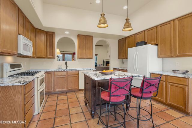 4595 N Paseo Del Sueno, Tucson, AZ 85745