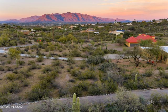 4595 N Paseo Del Sueno, Tucson, AZ 85745