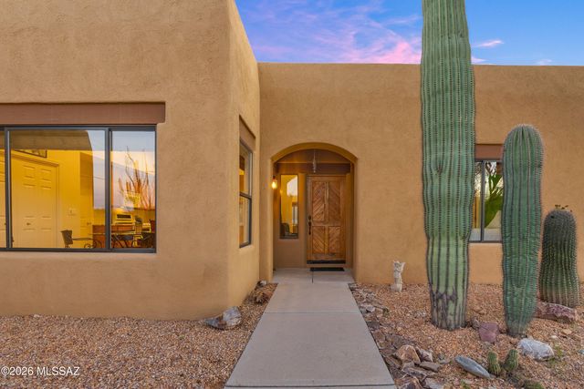 4595 N Paseo Del Sueno, Tucson, AZ 85745